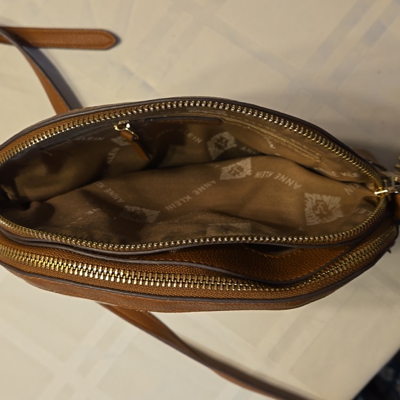 Anne Klein Finn triple compartment cork crossbody, Carmel - Picture 11 of 13